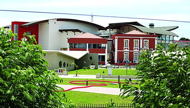 Centro Cultural do Huambo entregue a primo do presidente da República sem concurso público