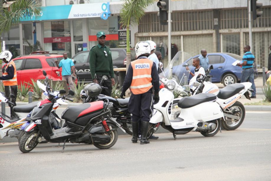 Ministério das Finanças vai vender todas motorizadas apreendidas pela Polícia