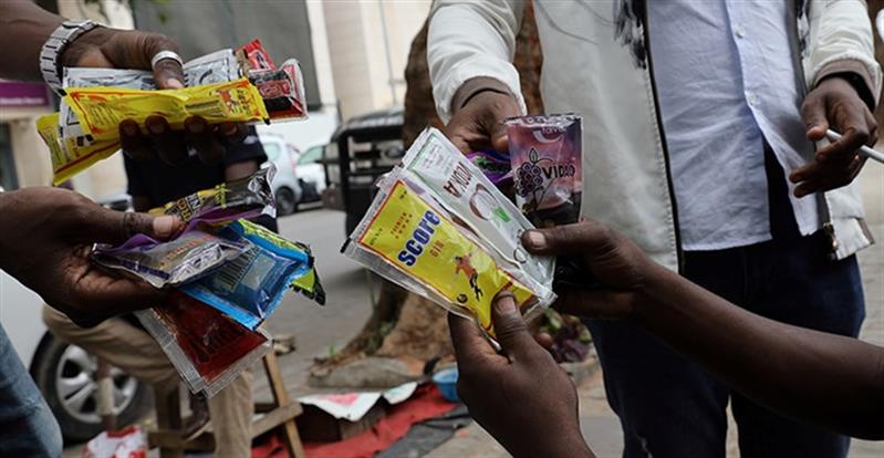 Bebidas e tabacos obrigados a usar selos fiscais a partir de hoje
