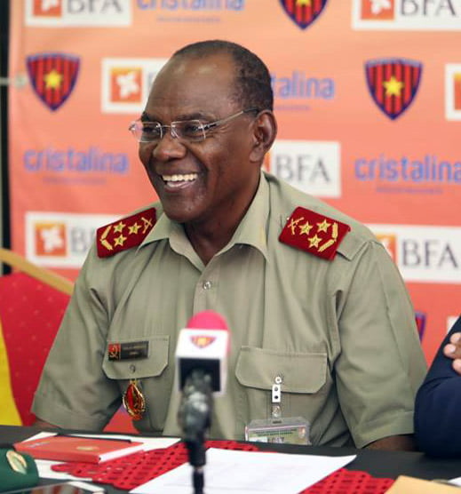 General Hendrick desiste de concorrer à presidência do Primeiro de Agosto