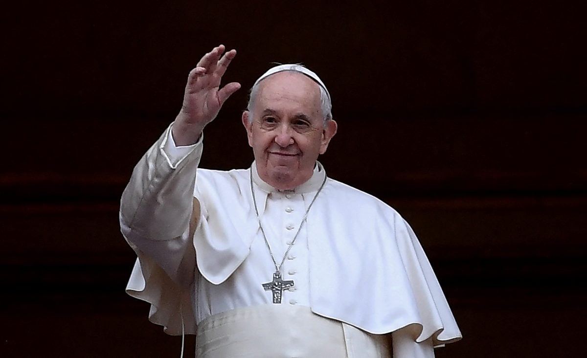 Papa expulsa 10 membros de movimento católico