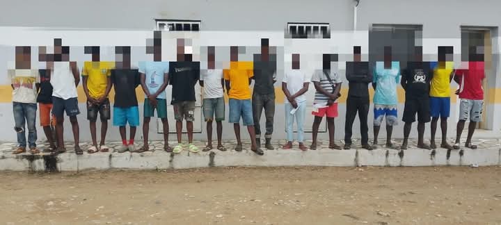Detidos 17 cidadãos envolvidos em vários crimes no Zaire