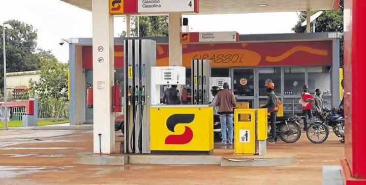 Preço do gasóleo sobe para 300 kwanzas nesta segunda-feira