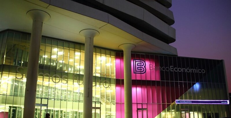 Banco Económico continua sem solução